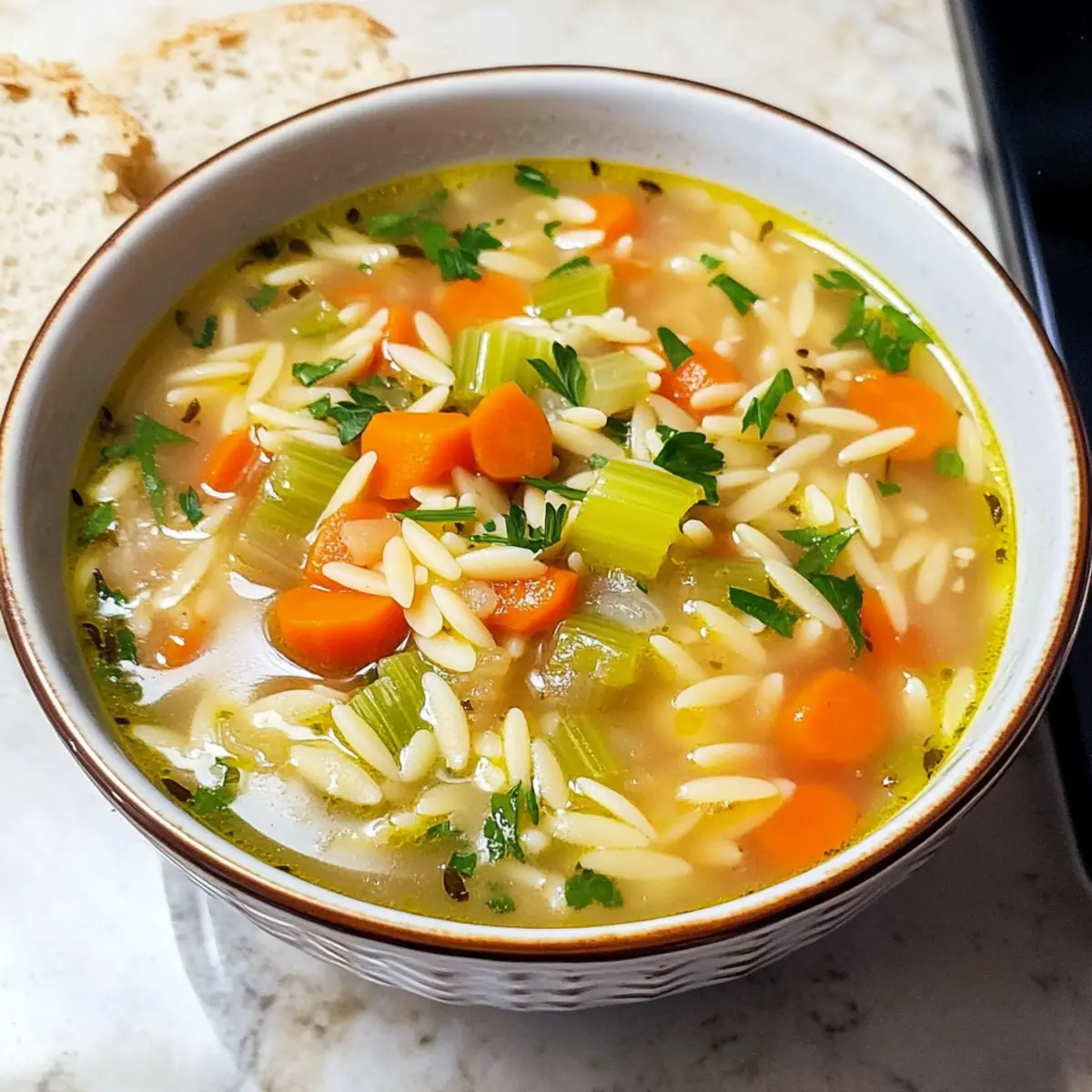 Orzo-Suppe